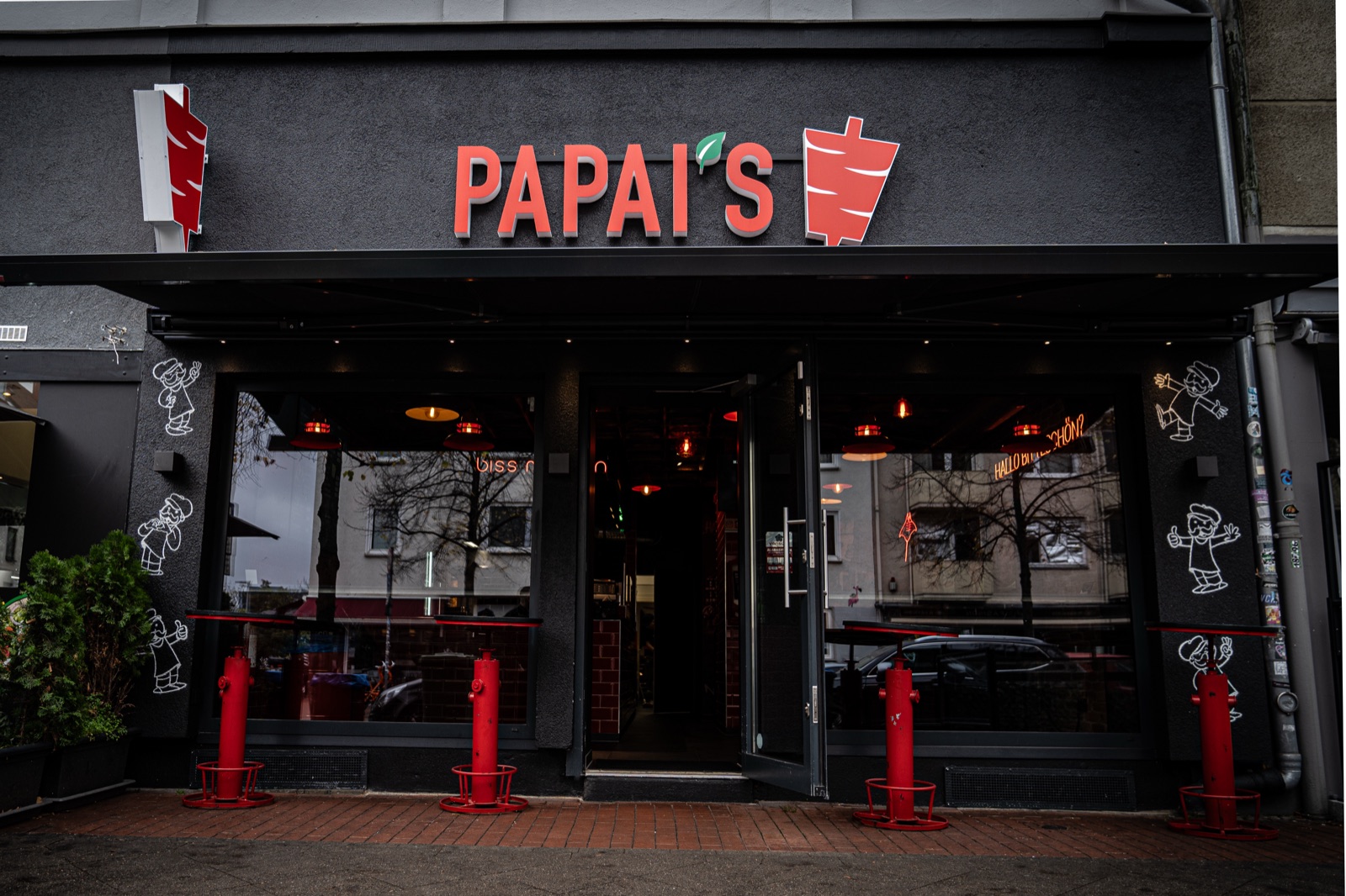 PAPAI´S Hannover — Außenansicht